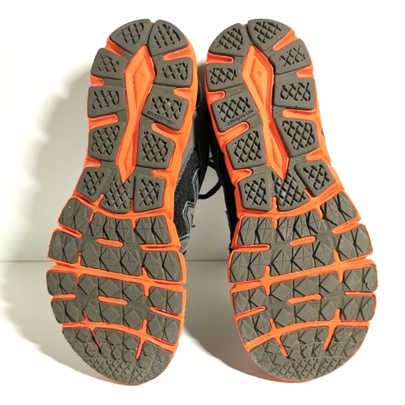 NEW BALANCE | Boys Runners, Black | Orange - Picture 5 of 8